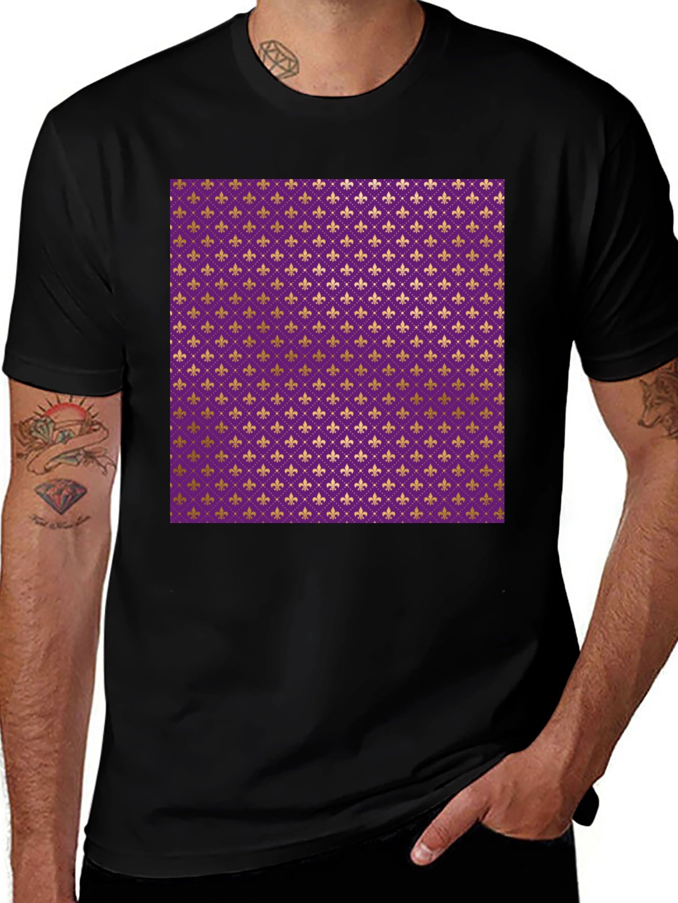 Fleur-de-lis Pattern T-Shirt