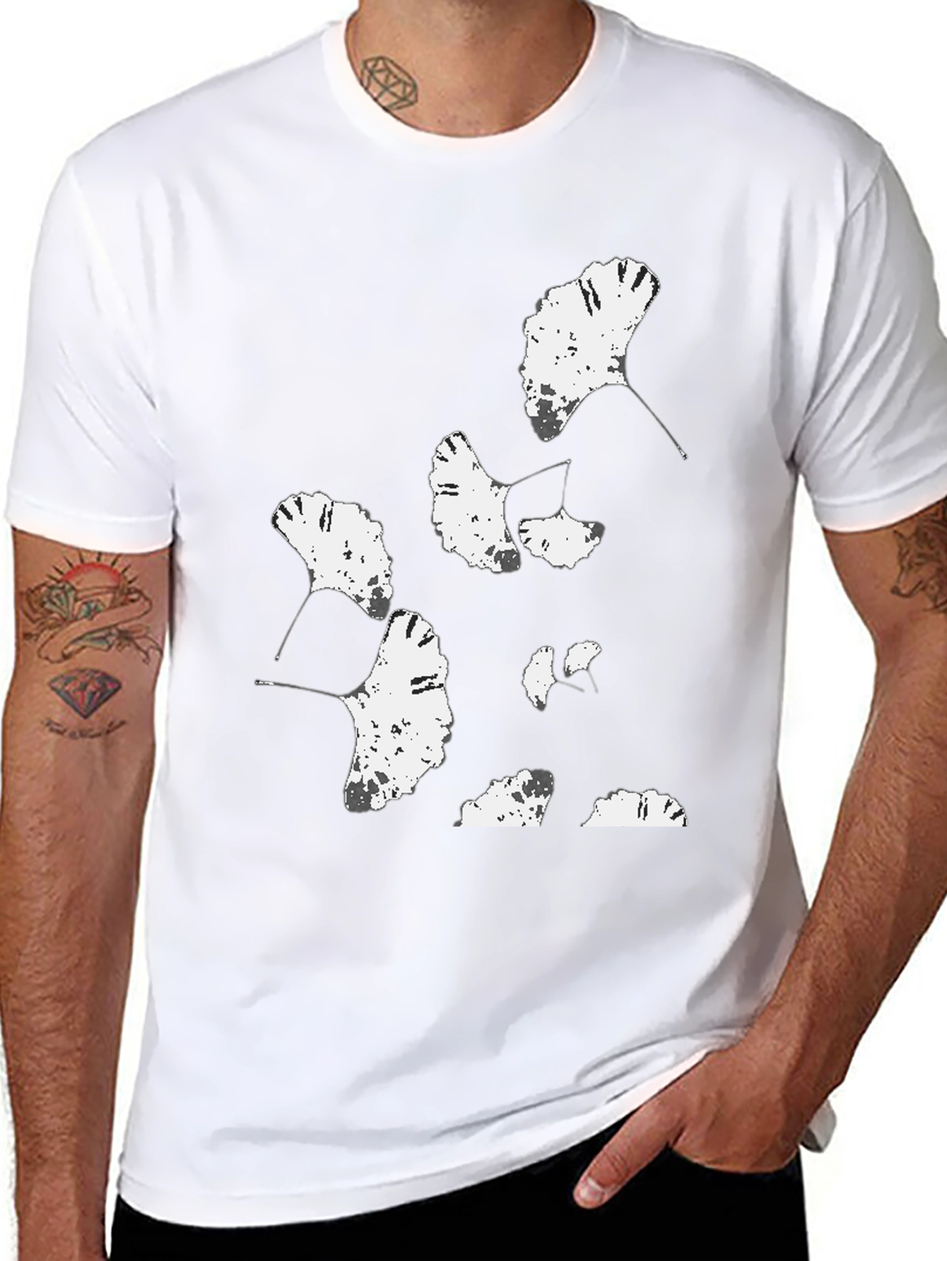 Ginkgo Leaf Print Black T-Shirt
