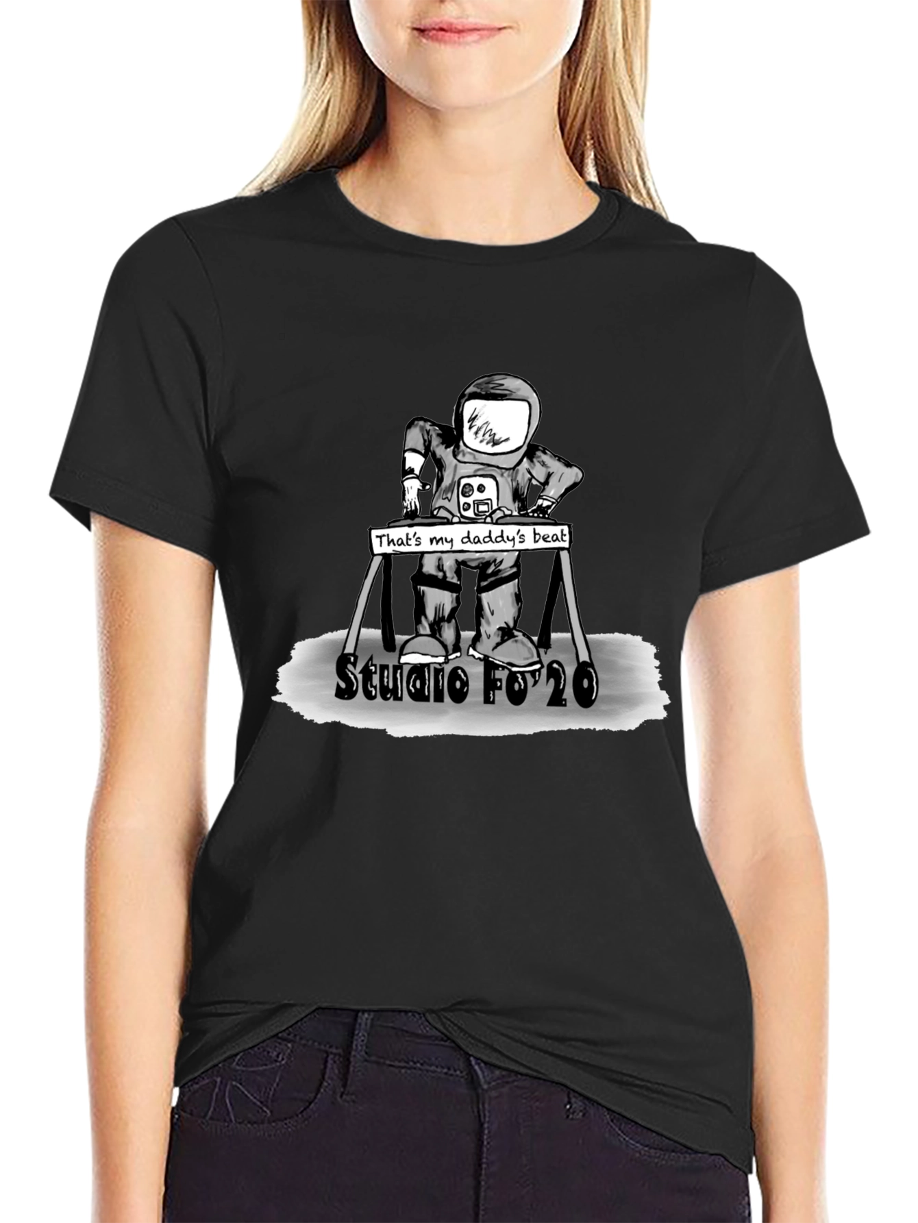 Astronaut Studio Fo20 Graphic T-Shirt
