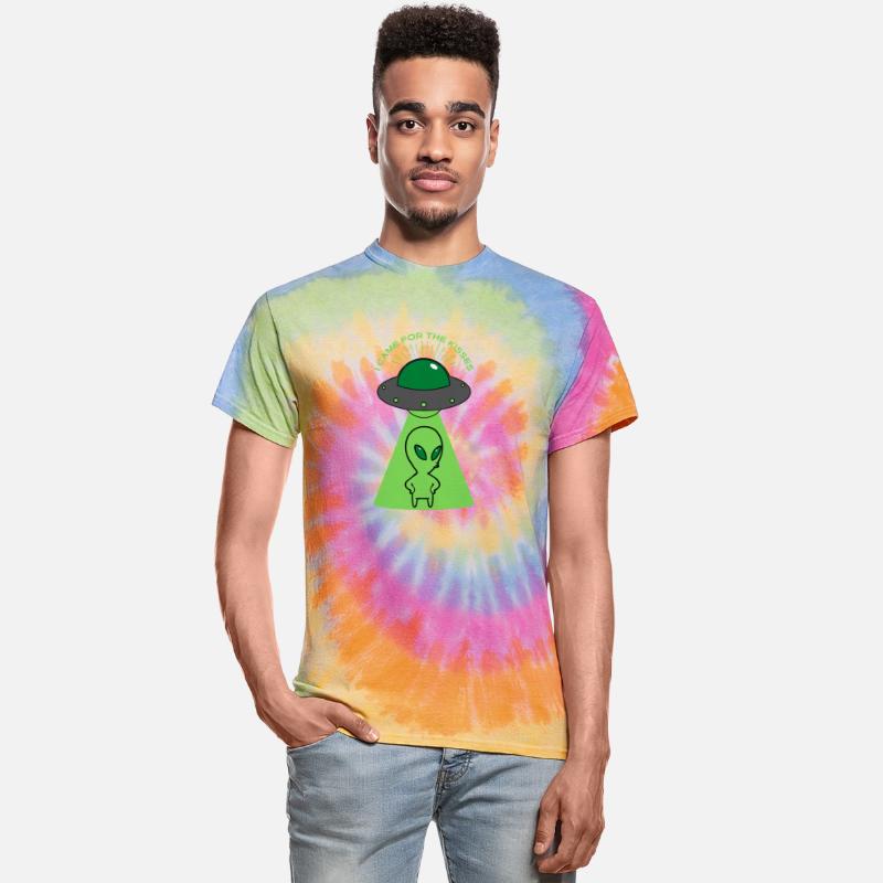 Beam Me Up, Scotty! This Green Alien Is Ready