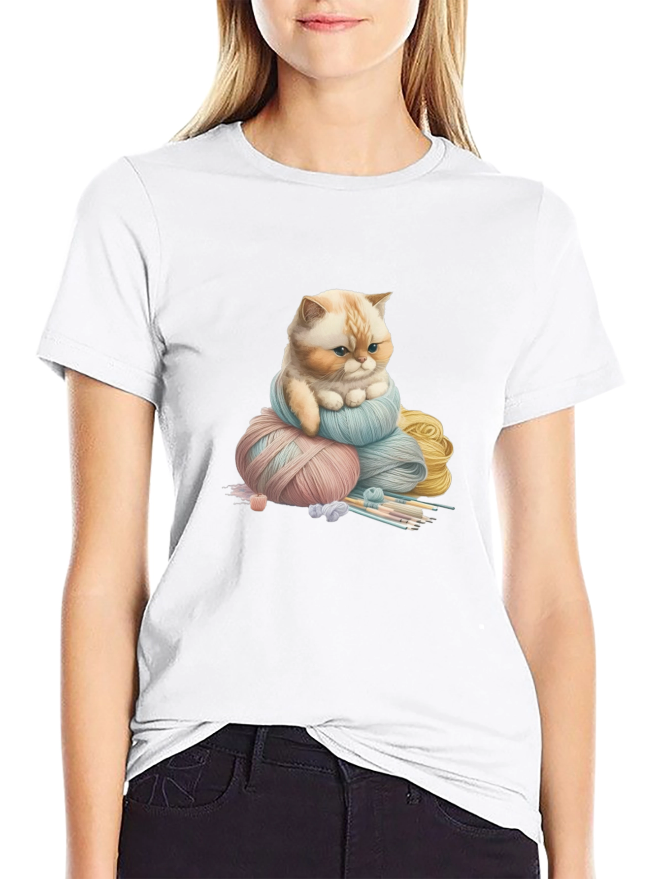 Cute Cat Kitten Yarn Ball Black T-Shirt