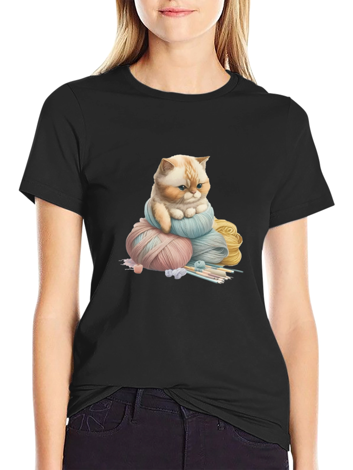 Cute Cat Kitten Yarn Ball Black T-Shirt